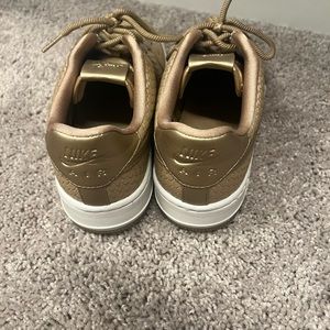 Womens Nike Air Force 1 Upstep Premium